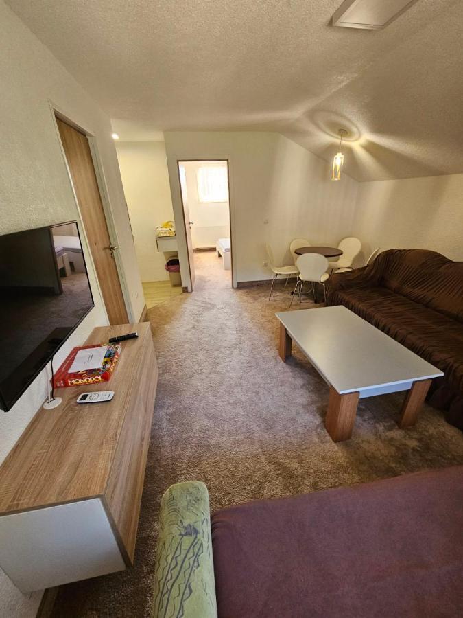 Elda Apartments Visoko Eksteriør billede